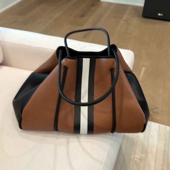 Haute Shore large bag and mini pouch - Picture 3 of 5